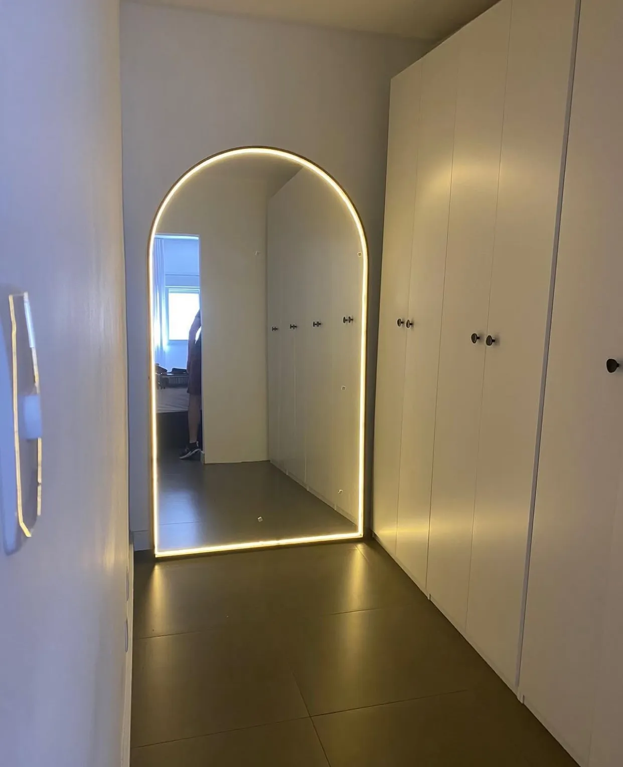 Espejo Arqueado Marco en Herrería 200cm x 100cm Con Luz Led Neón - Imagen 3