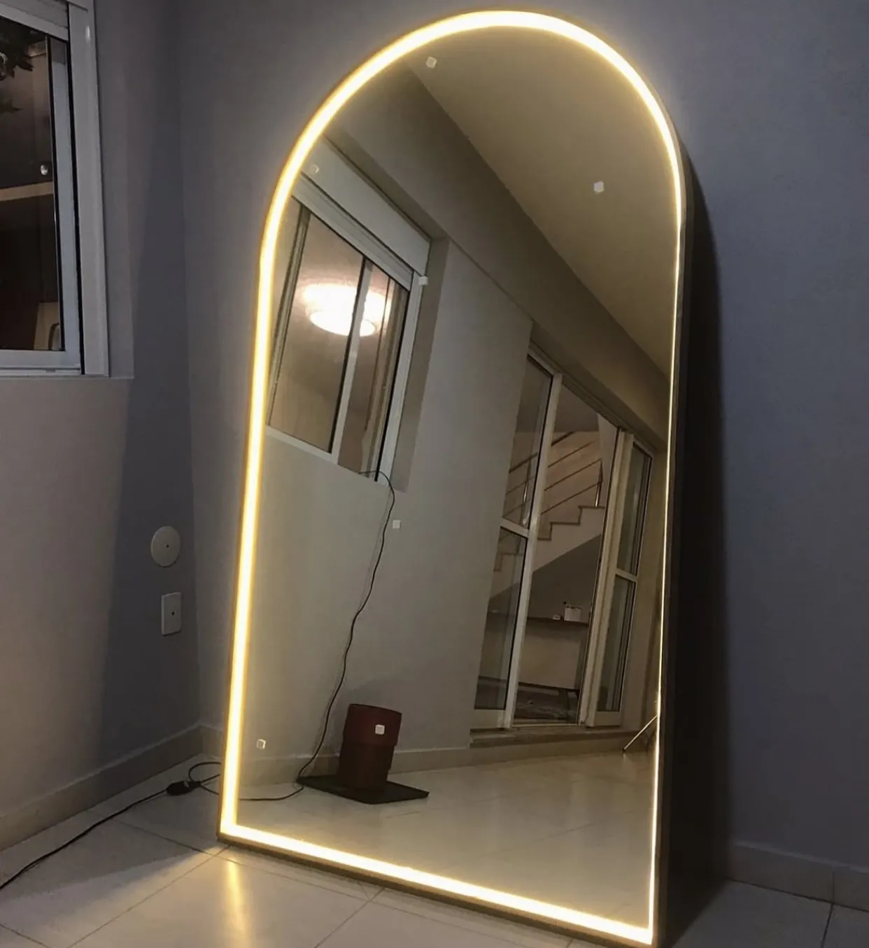 Espejo Arqueado Marco en Herrería 200cm x 100cm Con Luz Led Neón